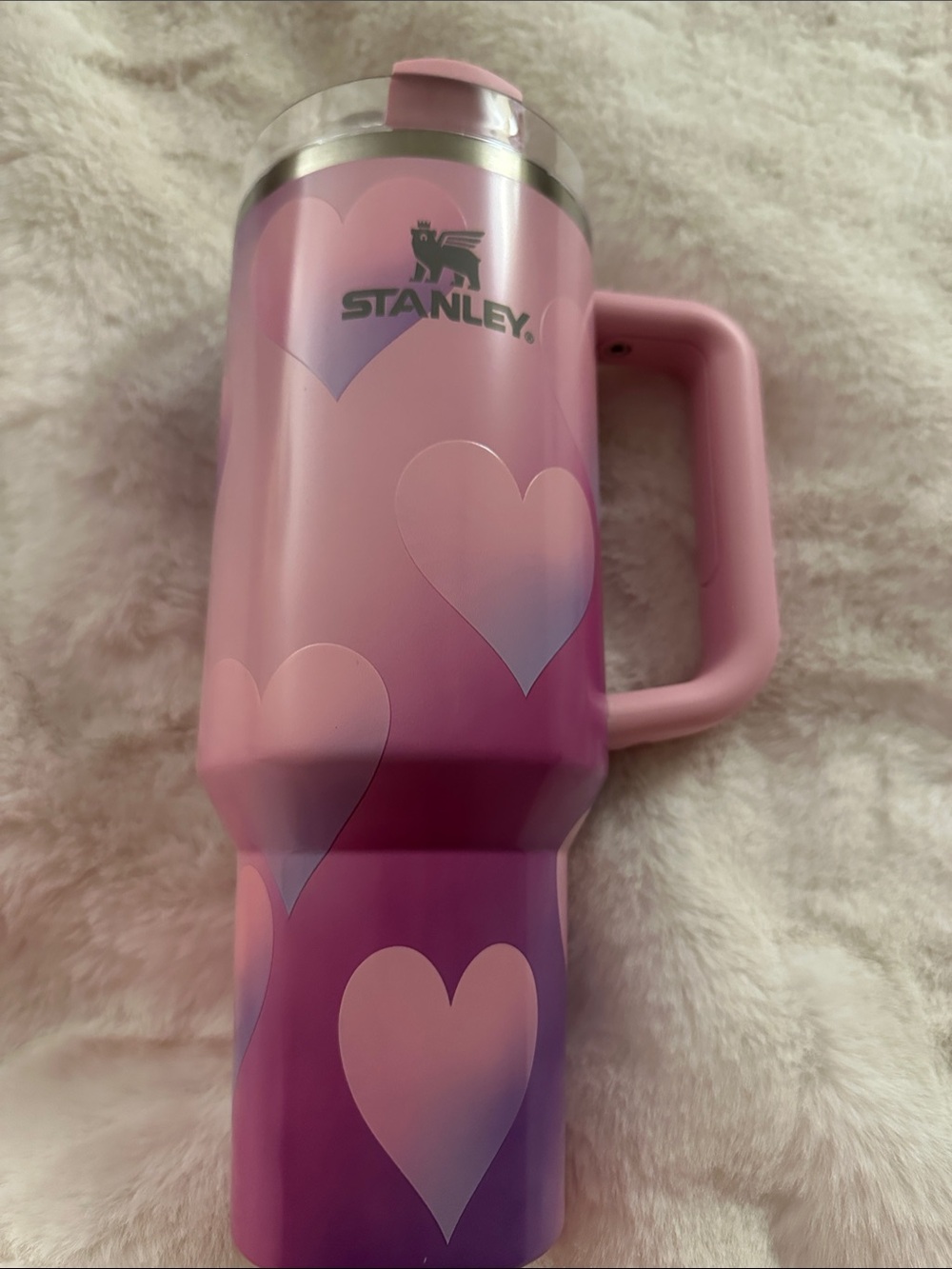 Stanley Valentine’s Day Heart Tumbler NWOT 40 oz